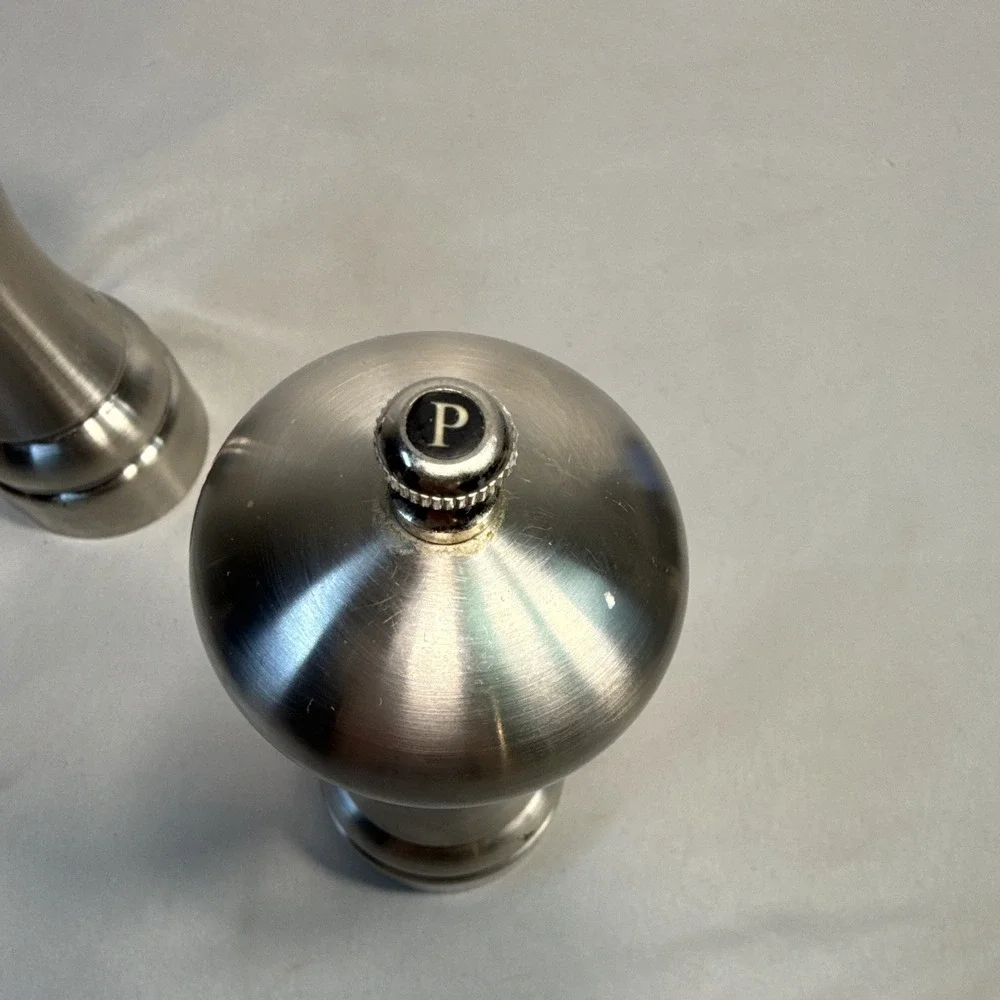 Stainless Steel Salt Shaker & Pepper Mill Grinder Set, Silver 6 in Manual Adj.
